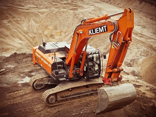 Mid-Size Excavators (20-Ton Class, e.g. CAT 320)